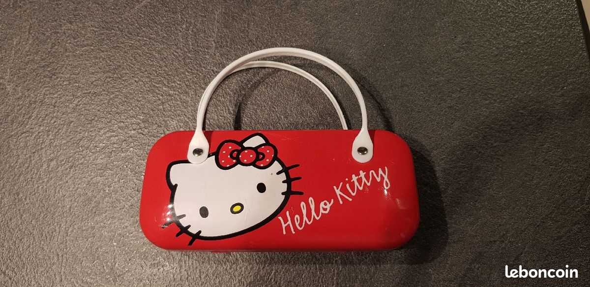 Boîtier lunettes petite fille Hello Kitty (image 3)