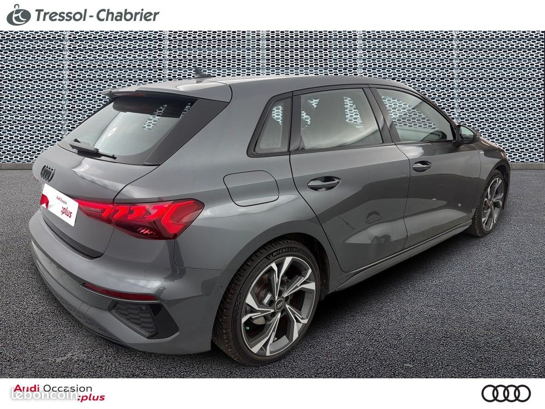 AUDI A3 Sportback 35 TFSI Mild Hybrid 150 S tronic 7 S Line (image 29)
