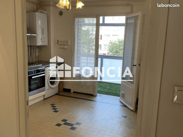 Appartement 2 pièces 53 m² · à Fontaine · 53 m² · 611 €/mois