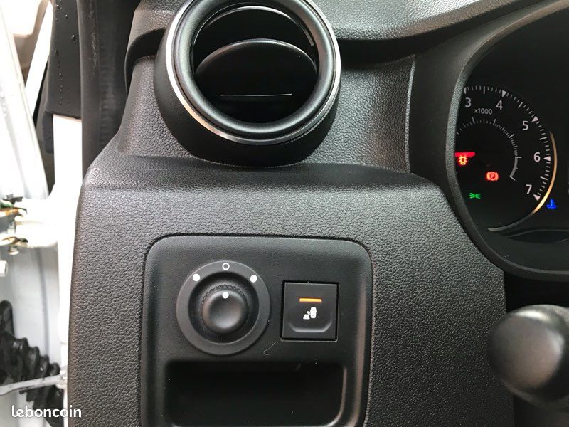 Dacia duster ii (2) 1.5 dci 115 blue prestige (image 9)