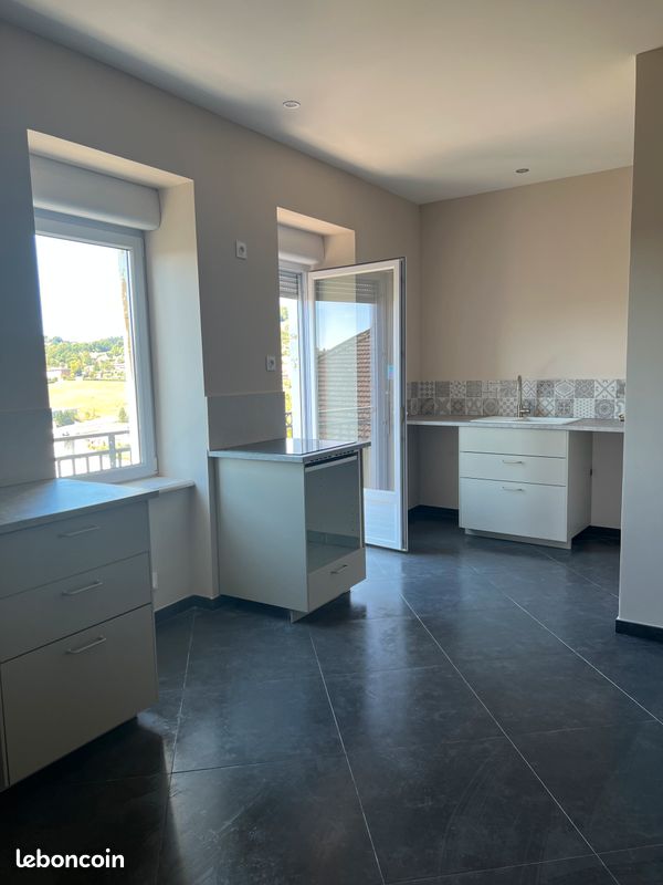 Appartement 2 pièces 60 m² · à Cours · 60 m² · 500 €