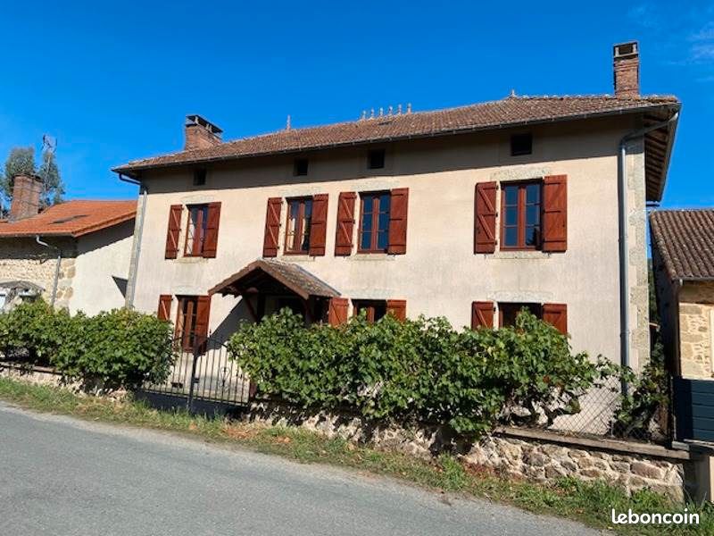 Maison 4 pièces 138 m² · à Rochechouart · 138 m² · 98 280 €