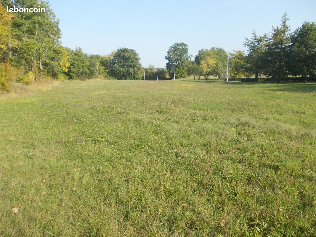 Terrain constructible secteur MONTCUQ 46 · à Montcuq-en-Quercy-Blanc · 16 000 €