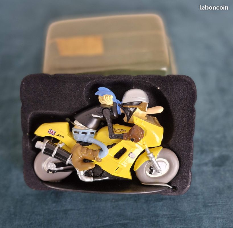Bebert LINGO sur sa HONDA 1000 Goldwing de 1975 - Figurines Joe Bar
