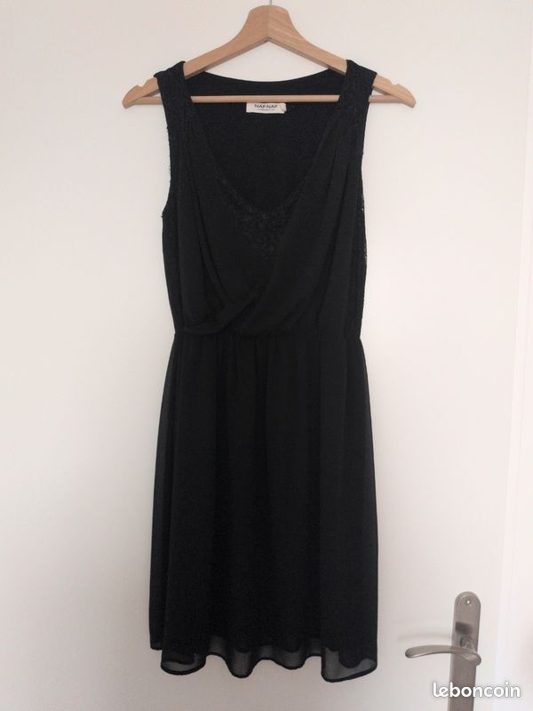 Robe noire (image 1)