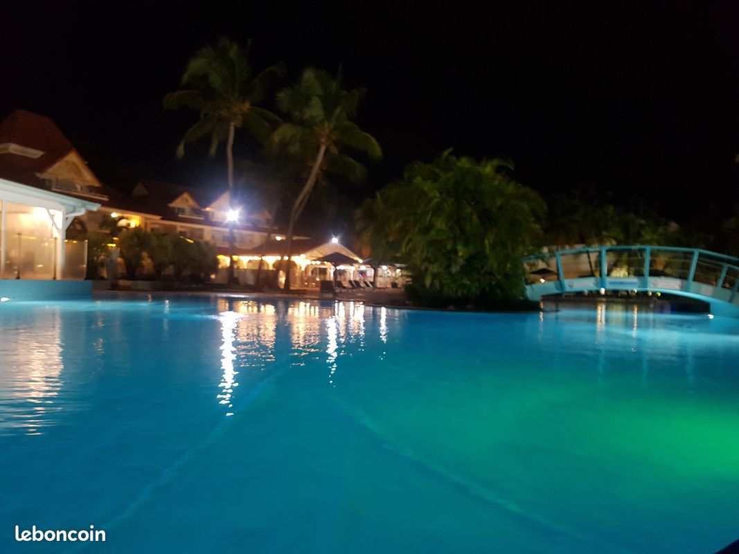 Studio de rêve avec piscines (image 10)