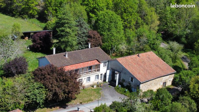 Maison 12 pièces 200 m²