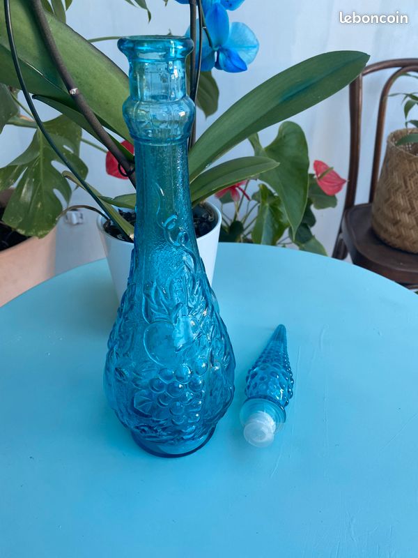 Bouteille carafe italienne vintage bleue 46,5 cm (image 4)