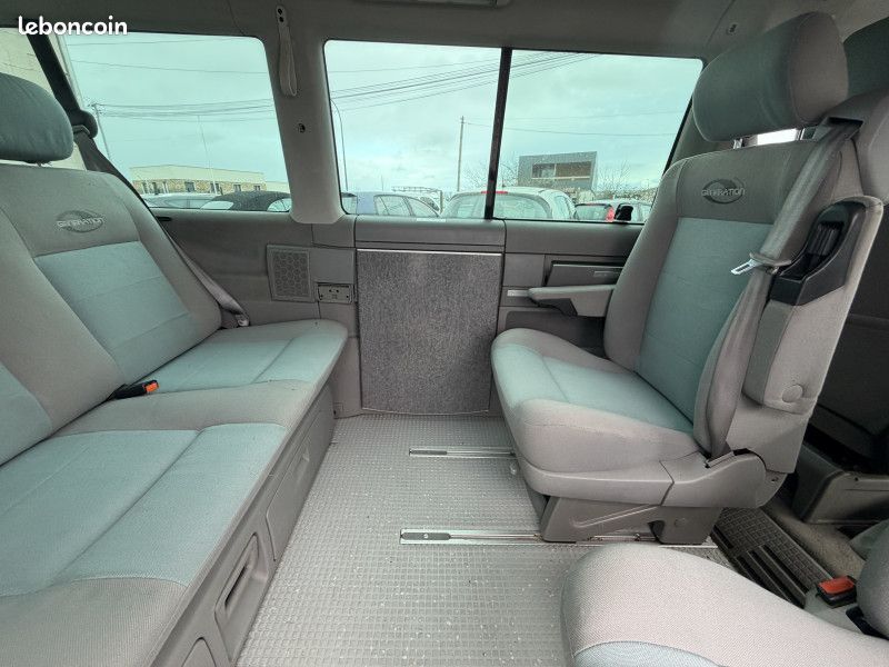 Volkswagen MULTIVAN 2.5 TDI 102CH CONFORT (image 17)