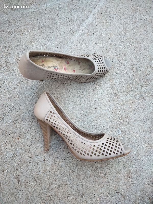 Chaussures à talons (image 1)