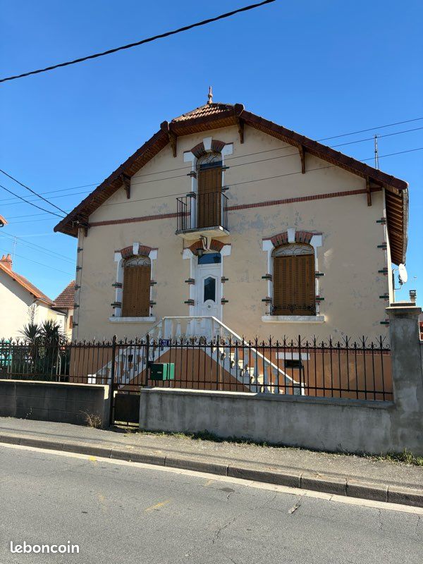 Maison 5 pièces 95 m² · à Montluçon · 95 m² · 800 €/mois