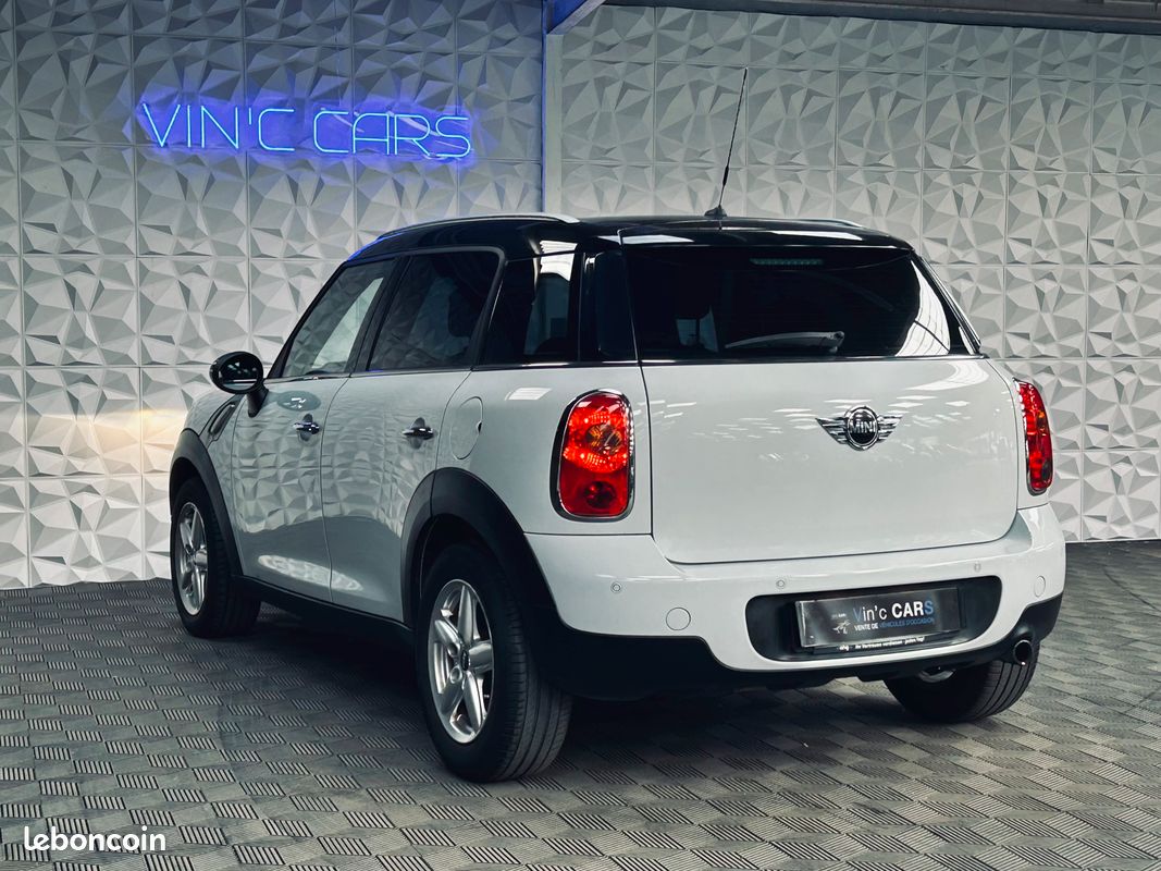 MINI COUNTRYMAN Cooper 122CV Pack Red Hot Chili (image 6)