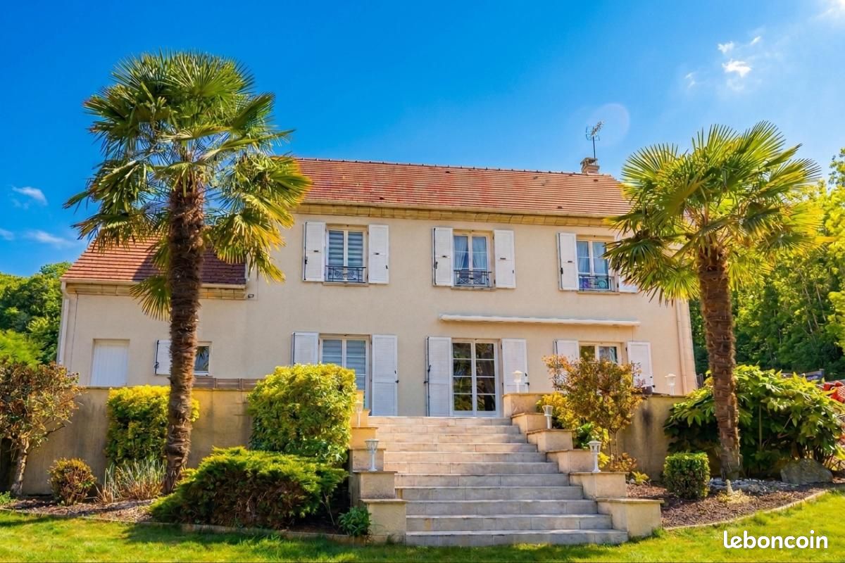 Maison 6 pièces 155 m² (image 1)