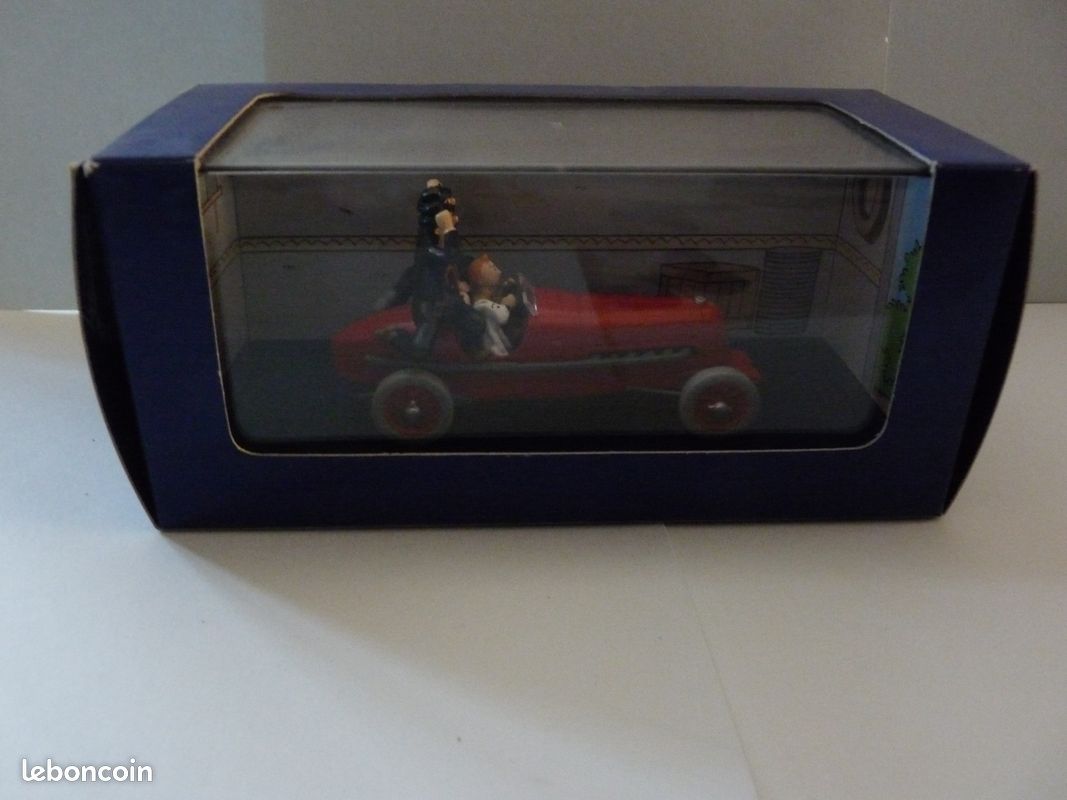 Moulinsart - Hachette - Tintin - Modèle 1/24e - Le Bolide Rouge - N°1 Les Cigares du Pharaon - Mint Sealed - online veiling