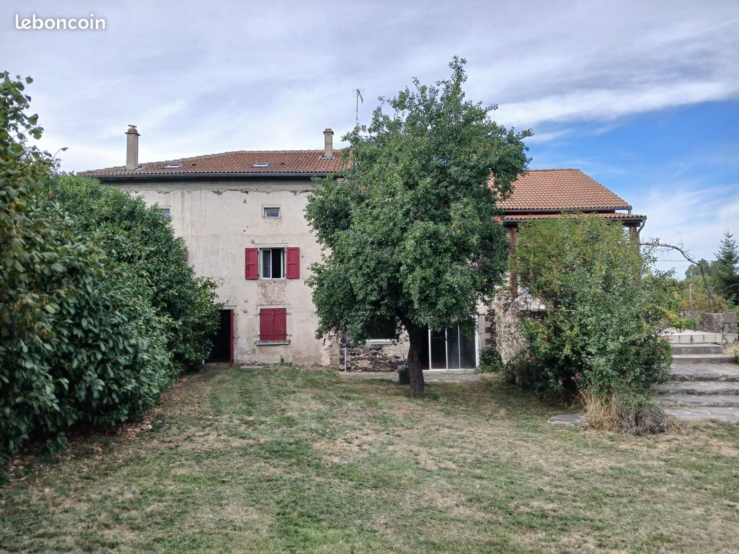 Maison 9 pièces 170 m² · à Retournac · 170 m² · 217 000 €