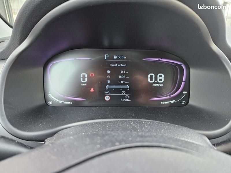 Kia Stonic 1.0 T-GDi 100ch Active DCT7 (image 13)