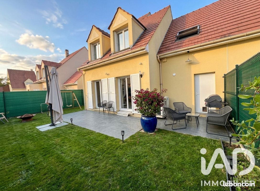 Maison 1 pièce 99 m² · à Savigny-le-Temple · 99 m² · 320 000 €