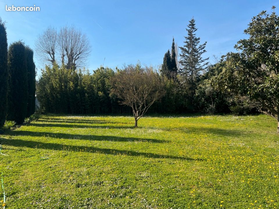 Terrain 800 m² Vernegues · à Vernègues · 235 000 €