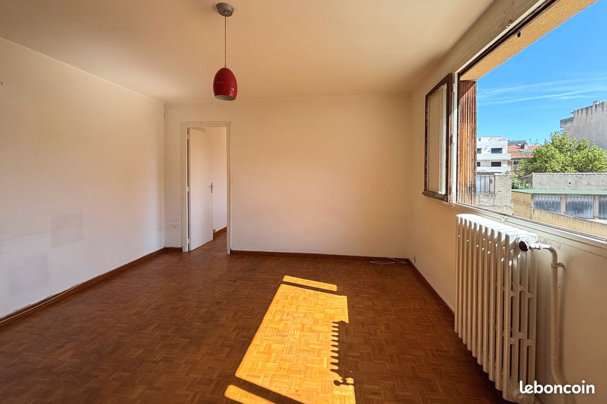Appartement 2 pièces 44 m² · à Marseille · 44 m² · 150 000 €