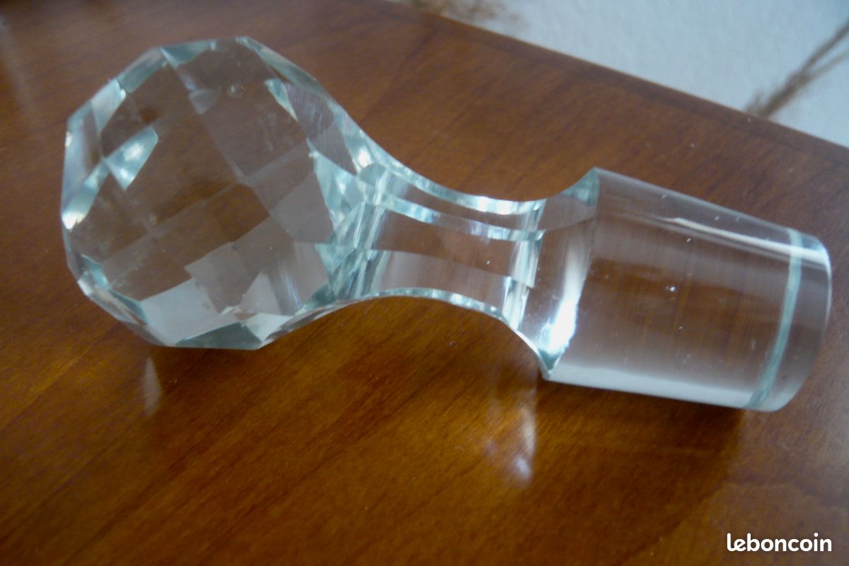 JOLIE CARAFE ANCIENNE à VIN, VERRE CISELE, BOUCHON à FACETTES (image 9)