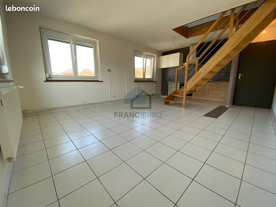 Appartement 3 pièces 68 m² · à Les Bréseux · 68 m² · 770 €