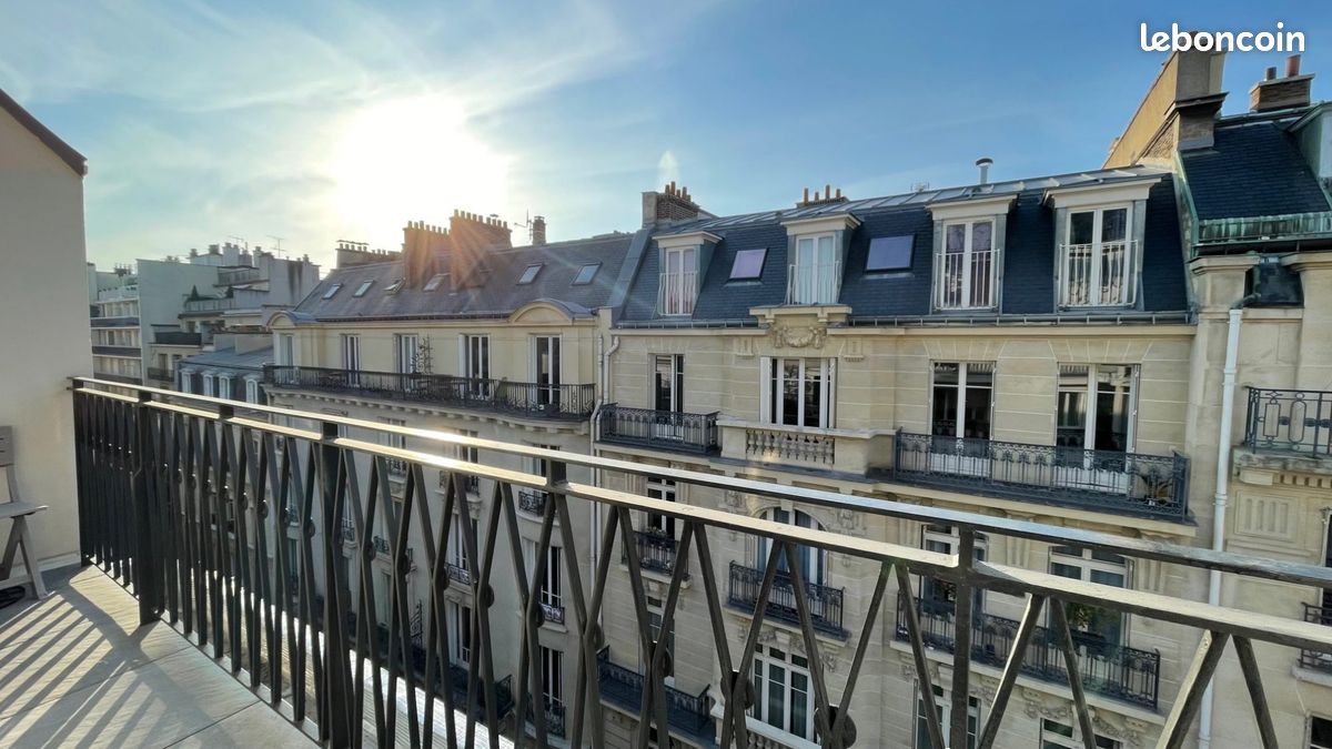 Appartement 2 pièces 48 m² · à Paris · 48 m² · 2 100 €