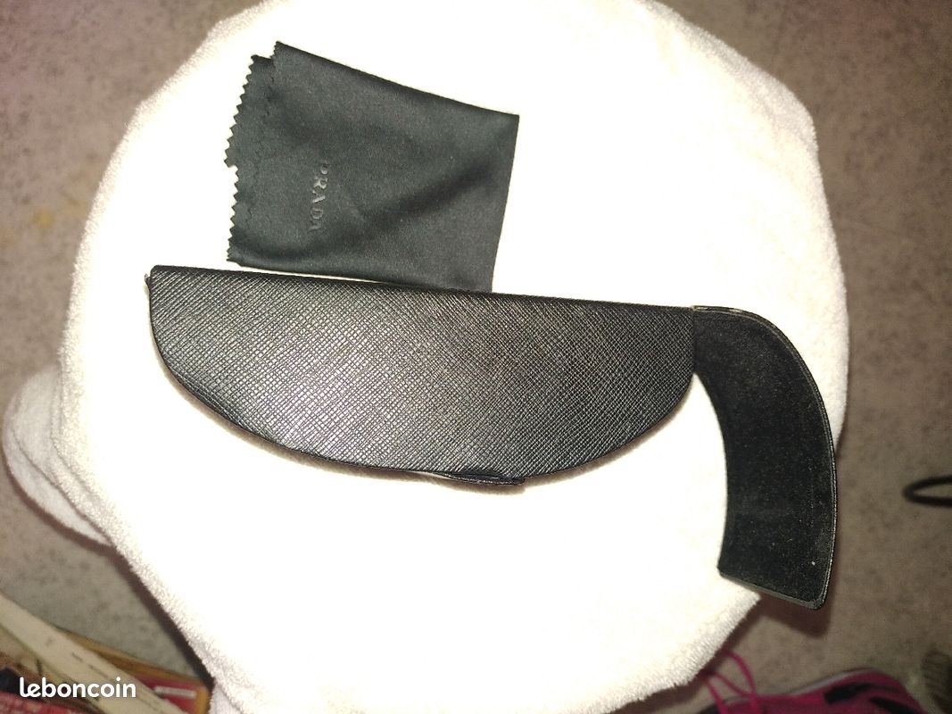Etui lunette PRADA (image 3)