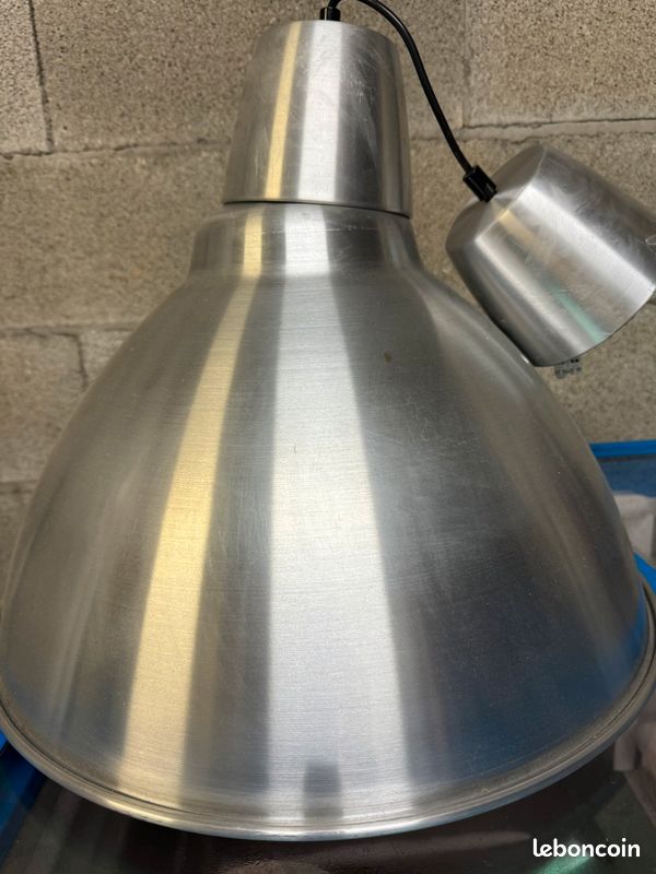 Abat jour en aluminium (image 2)