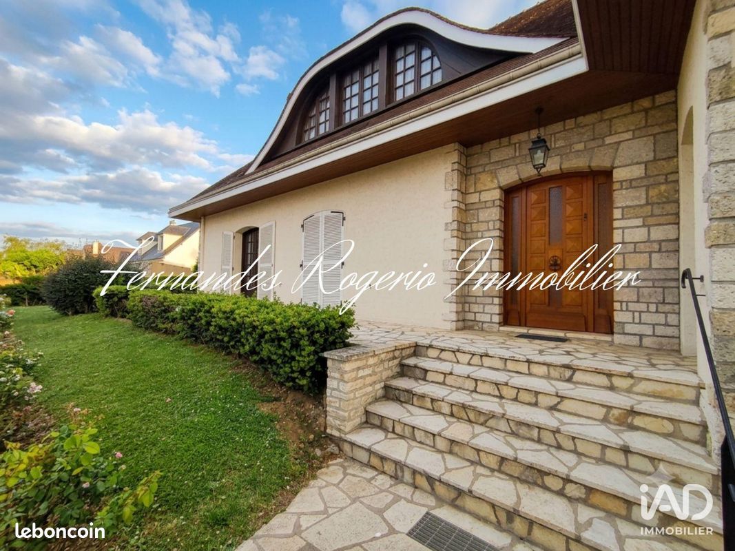 Maison 5 pièces 205 m² · à Pithiviers · 205 m² · 265 000 €