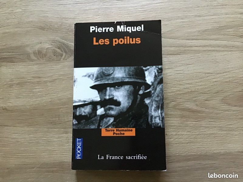 Livre poche Les poilus (image 1)
