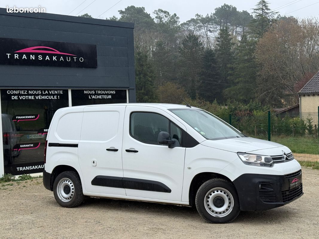 CITROEN BERLINGO Taille M BlueHDi 100 BVM Shine / ENTRETIEN COMPLET (image 2)