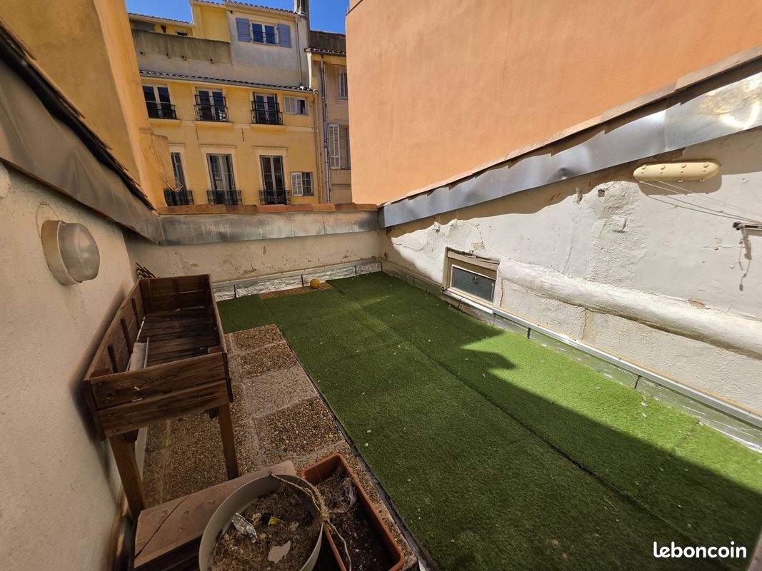 Appartement 2 pièces 49 m² · à Aix-en-Provence · 49 m² · 900 €/mois