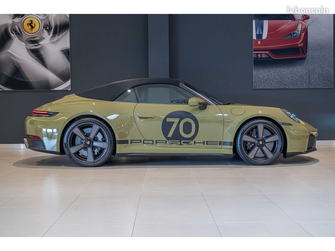 Porsche 911 gts cabriolet type 992.2 spirit 70 - 3.6 541 ch pdk (image 4)
