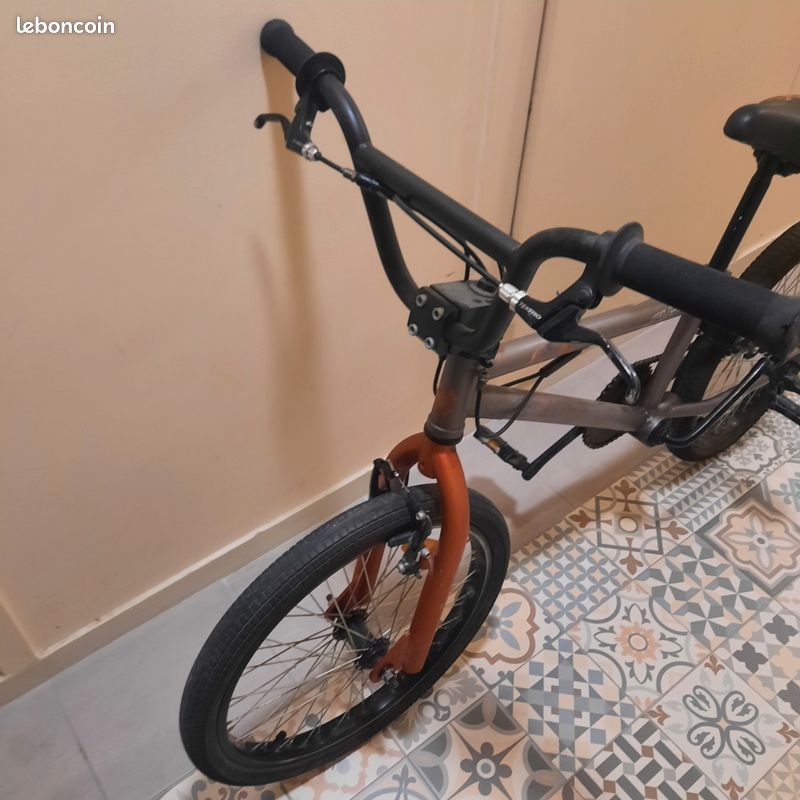 Velo bmx (image 4)