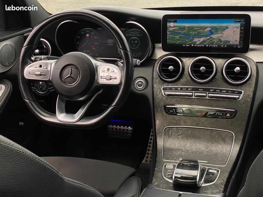 Mercedes CLASSE C 220D 194 ch / Toit ouvrant / Ambiance LED intérieur / Son Burmester / Sièges chauffants / Virtual Cockpit / Caméra 360° (image 7)