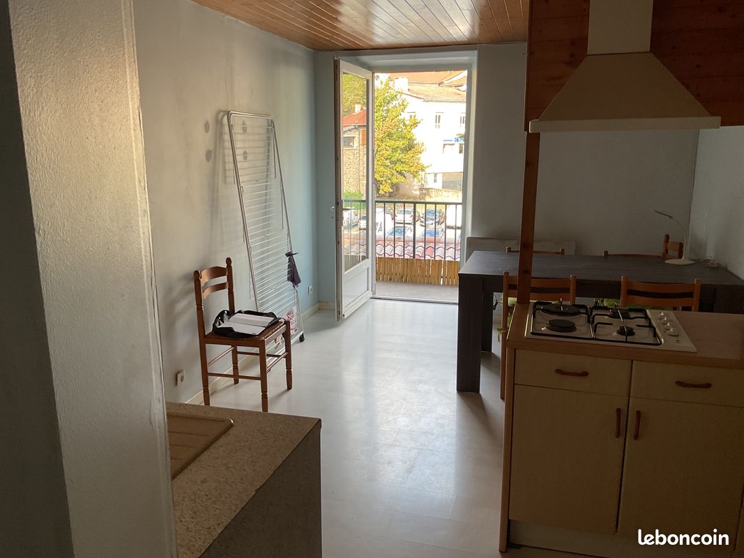 Appartement 3 pièces 50 m² · au Cheylard · 50 m² · 360 €/mois