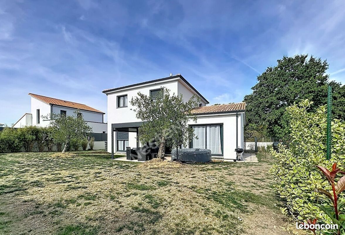 Maison 6 pièces 141 m² · à Orée d'Anjou · 141 m² · 376 700 €