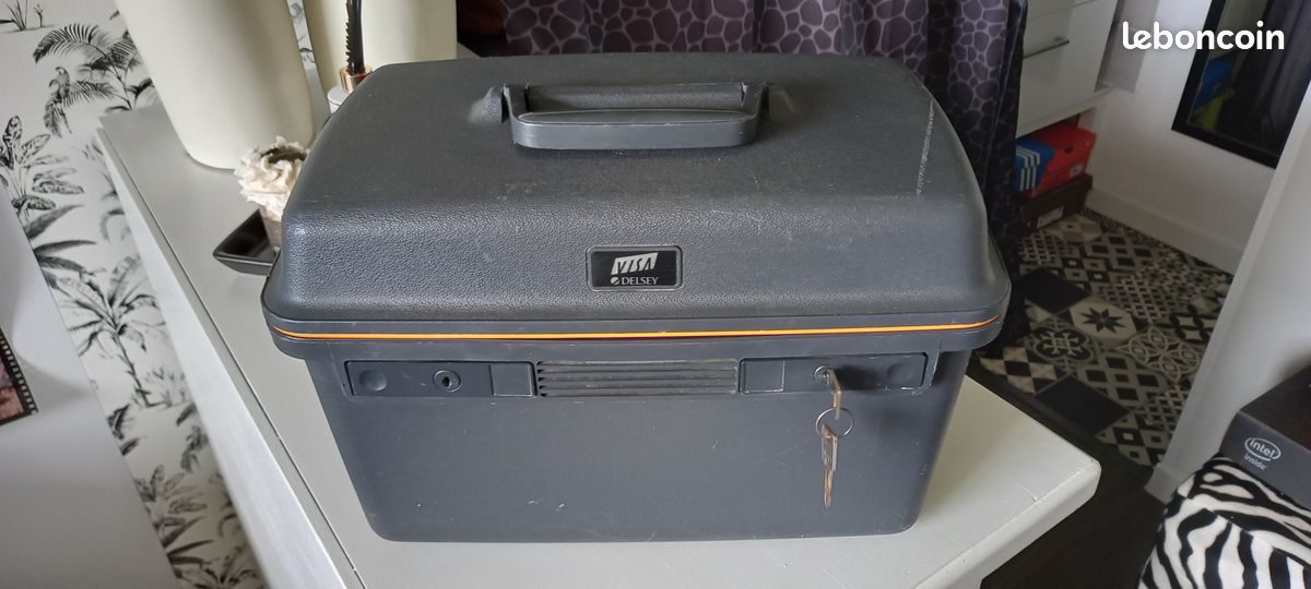 Vanity Delsey Visa vintage Accessoires Bagagerie