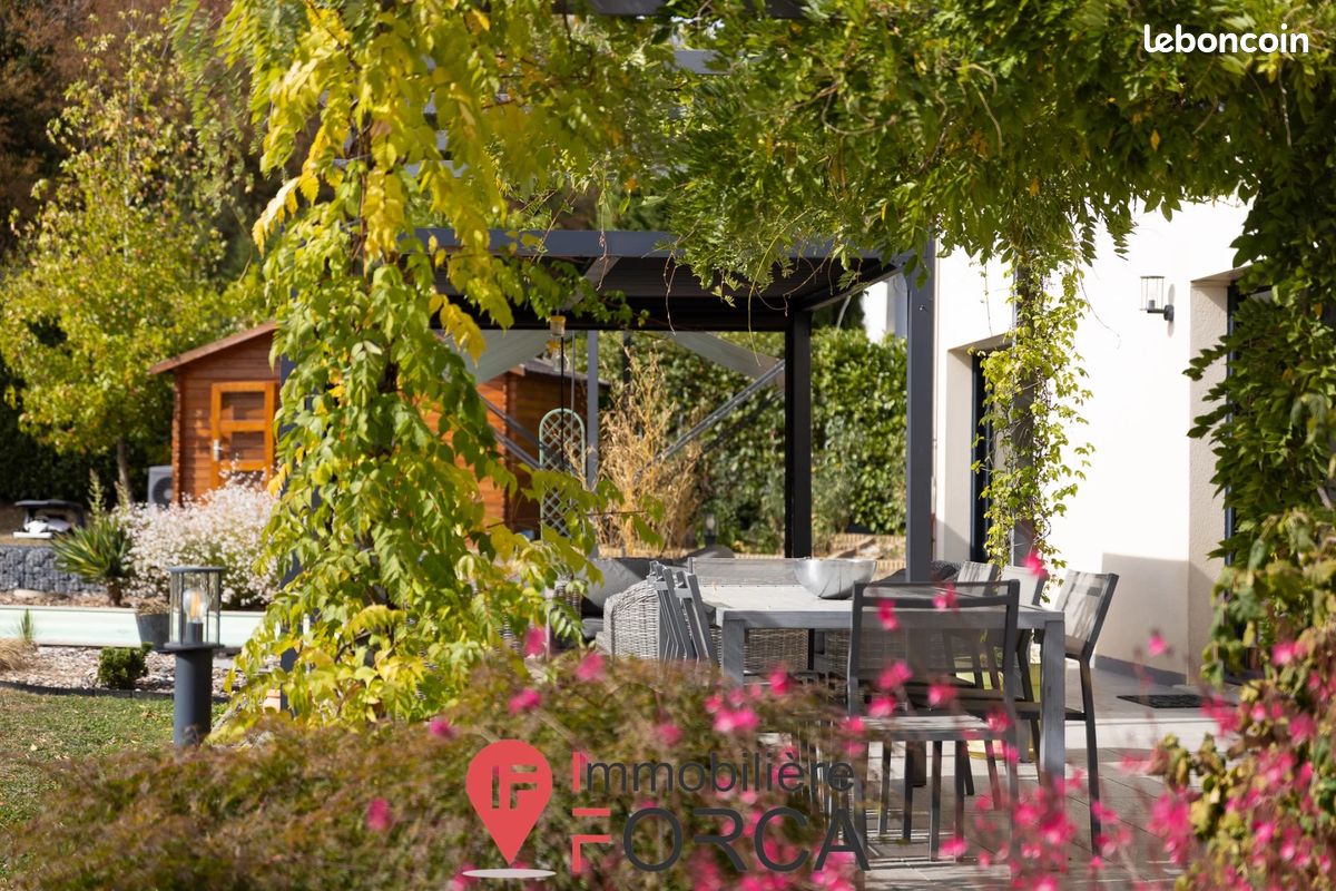 Maison 11 pièces 311 m² · à Woippy · 311 m² · 890 000 €