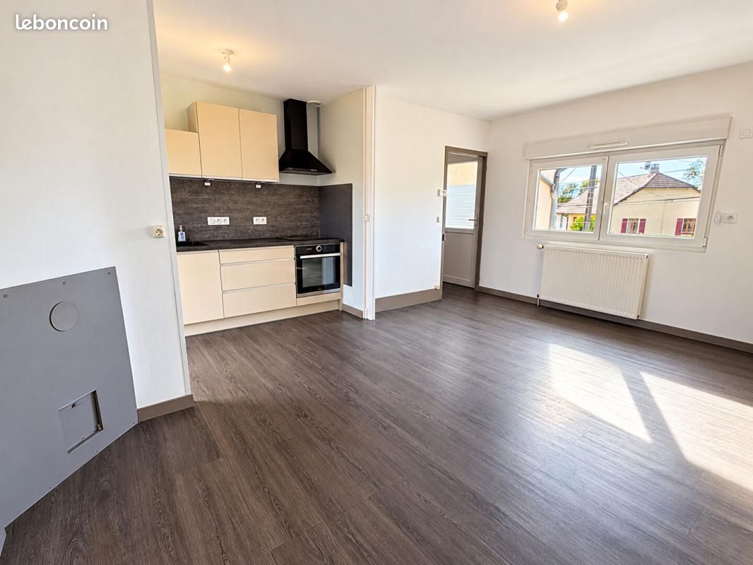 Appartement 3 pièces 66 m² · à Mouchard · 66 m² · 490 €/mois