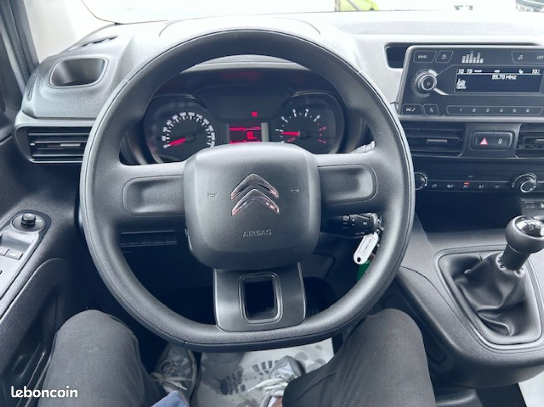 Citroen berlingo fourgon van m 650 1.5bluehdi 100cv control 53803km 08/2021 prix ttc (image 14)