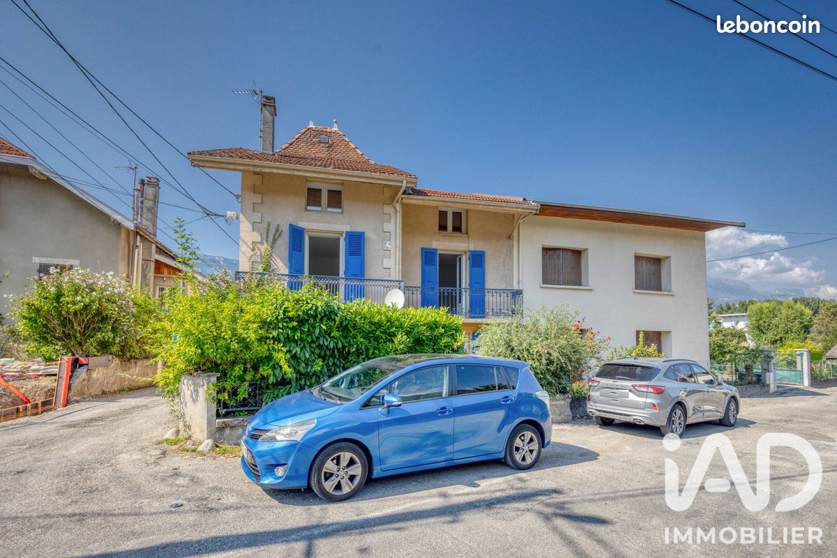 Maison 5 pièces 101 m² · à Le Versoud · 101 m² · 1 300 €/mois