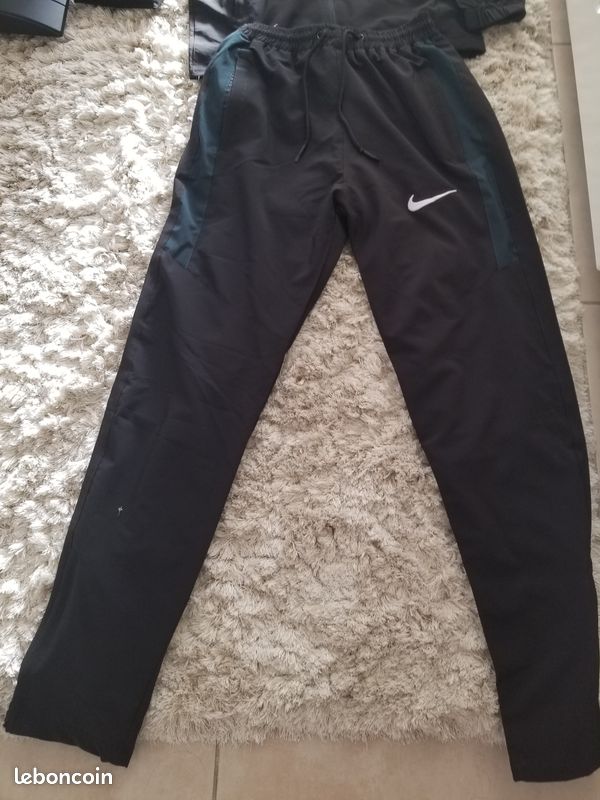 Ensemble nike (image 2)