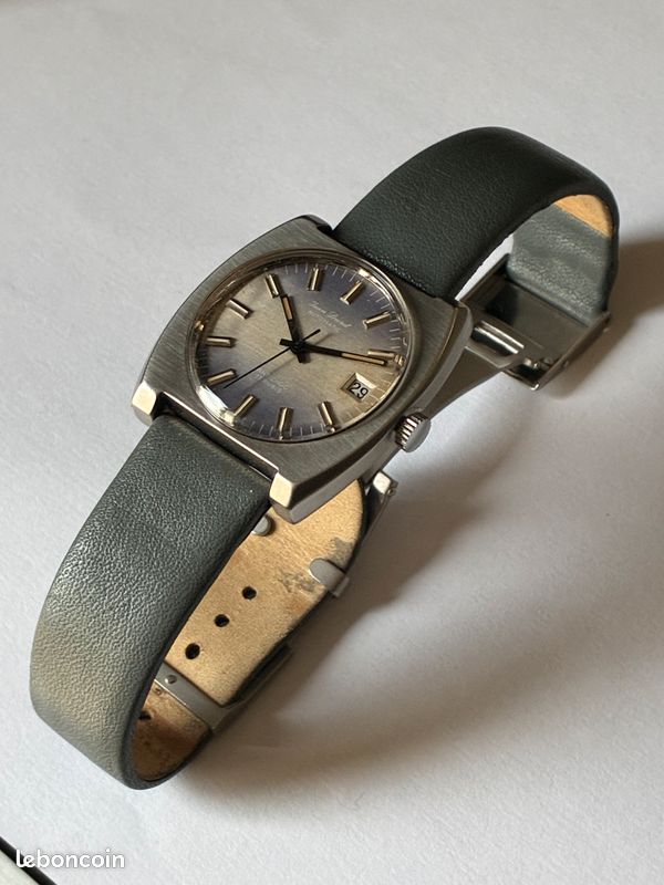 Montre De Plongée Vintage JEAN DECRET Automatique - Années 60 - Cadran Bordeaux - Boîtier Chromé Argenté - France