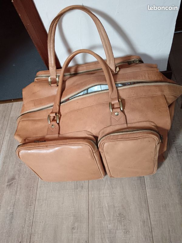 Sac voyage en cuir (image 1)