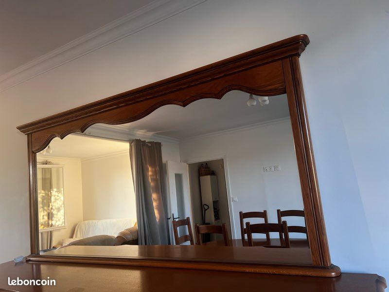 À vendre ensemble Meubles en chêne massif, miroir, table+6 chaises, canapé (image 2)
