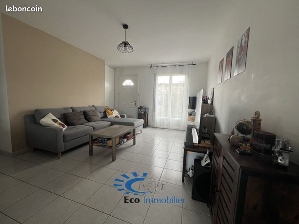 https://img.leboncoin.fr/api/v1/lbcpb1/images/1e/0c/26/1e0c2681ed12066d8b9e7938fd1038372aa48482.jpg?rule=ad-image