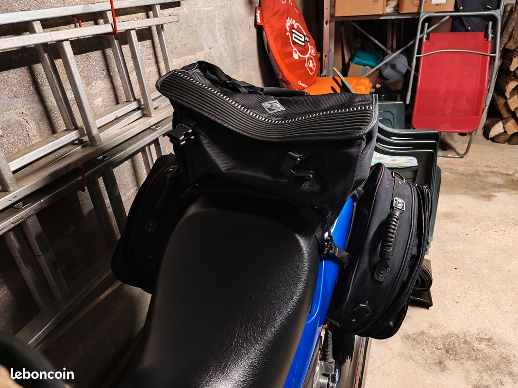 Ensemble bagagerie moto universel (image 1)