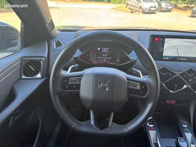 Ds DS 3 CROSSBACK PURETECH 130CH RIVOLI AUTOMATIQUE (FOCAL DRIVE ASSIST) (image 18)