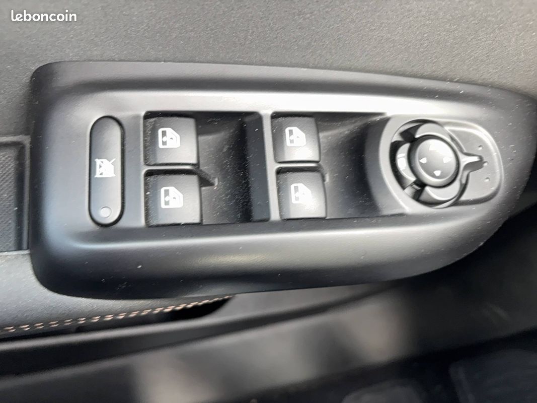 ALFA ROMEO Tonale 1.5 Hybrid 160 ch VGT TCT7 Sprint (image 16)